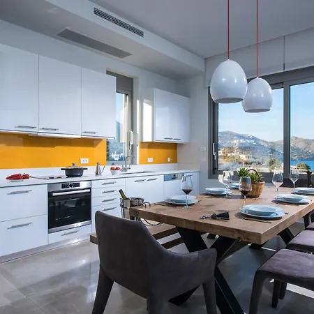 Haus In Mit Aussergewoehnlicher Aussicht Ágios Nikólaos
